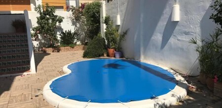 Lonas de piscina en Almuñécar